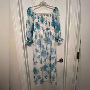 LIKE NEW!! Women’s midi blue floral square neck dress